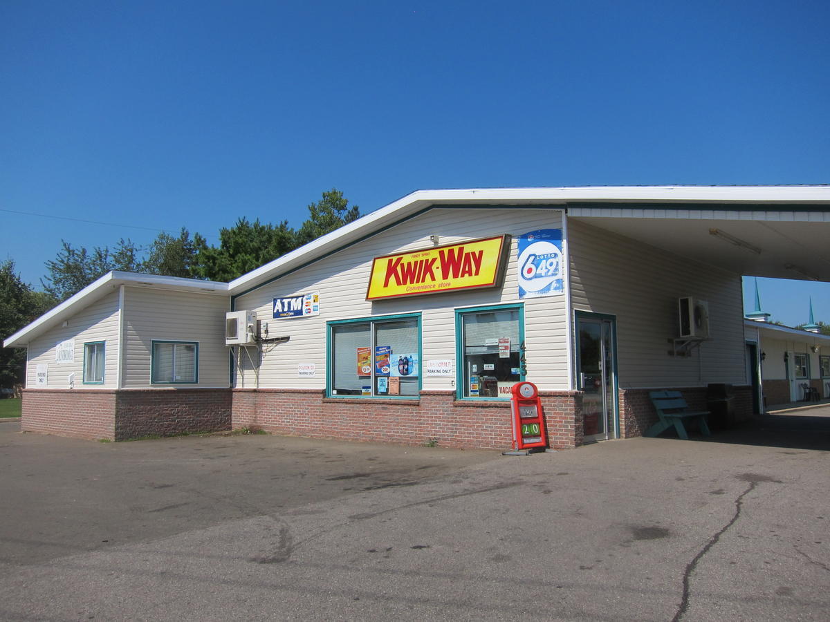Fundy Spray Motel Middleton Exterior photo